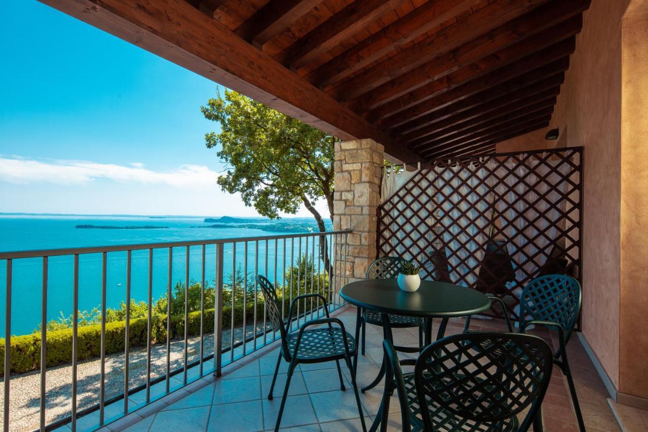 Domina Borgo Degli Ulivi - Garda Lake Gardone Riviera Exterior photo