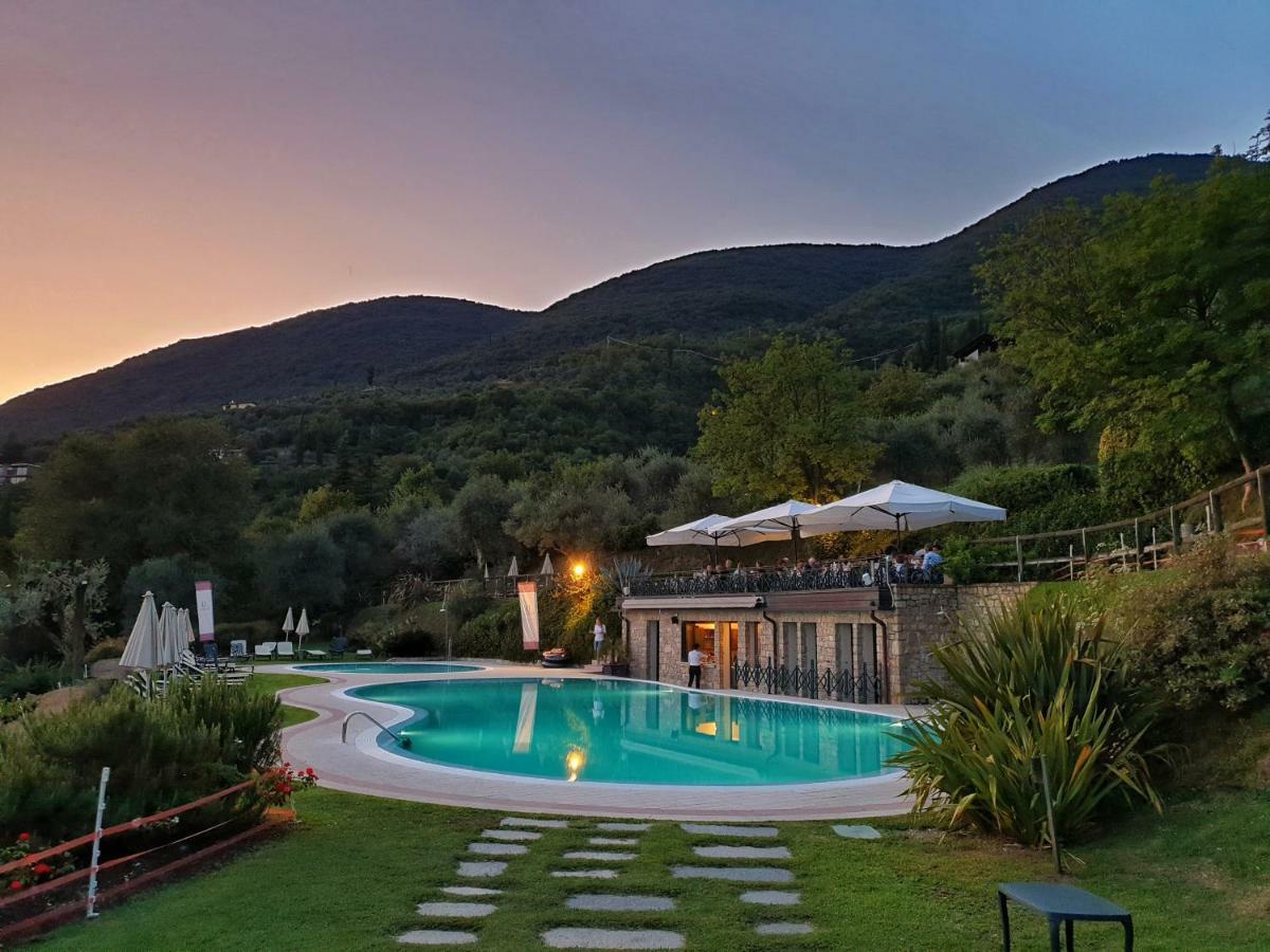 Domina Borgo Degli Ulivi - Garda Lake Gardone Riviera Exterior photo